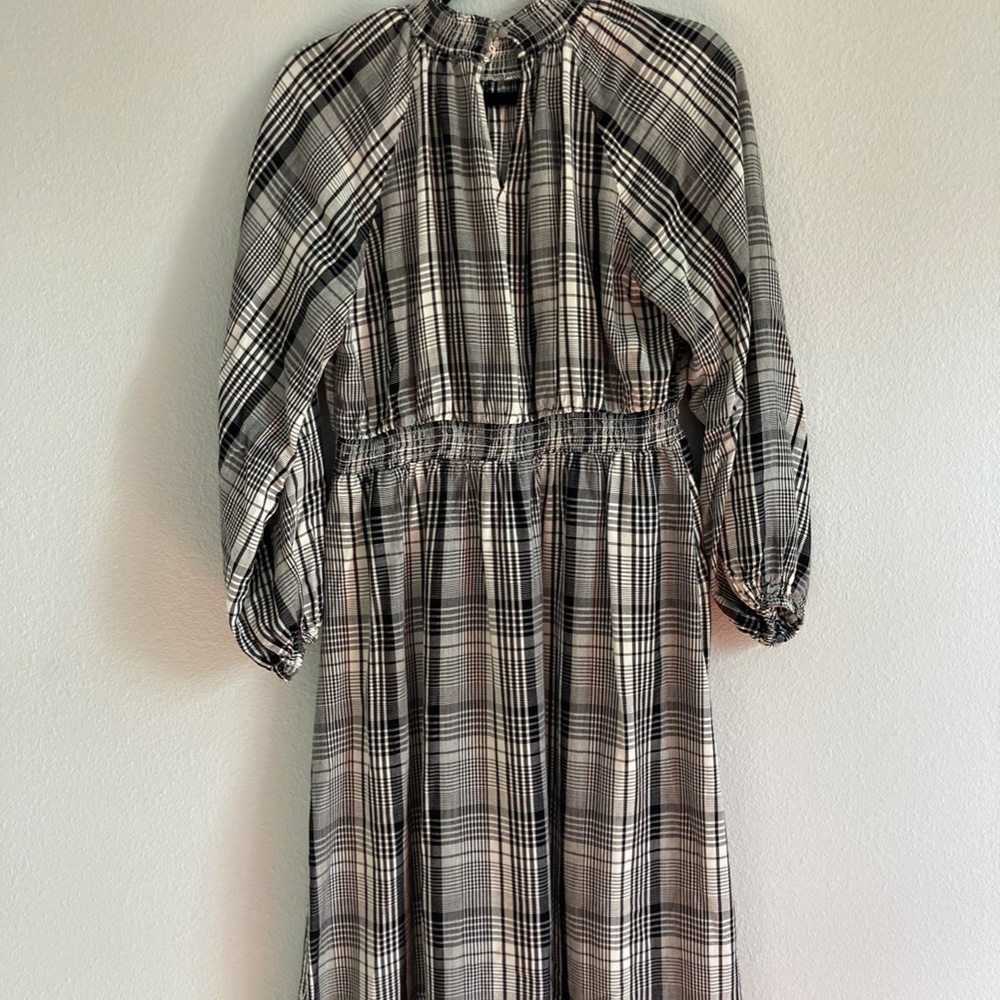 A New Day Smocked Black White dress Size Medium - Picture 3 of 4
